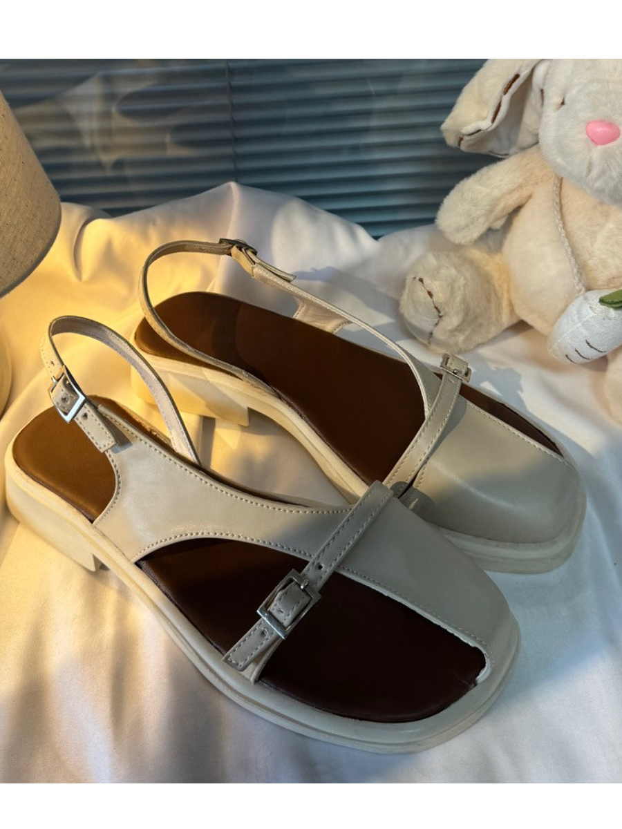Open-toe Flat Sandals