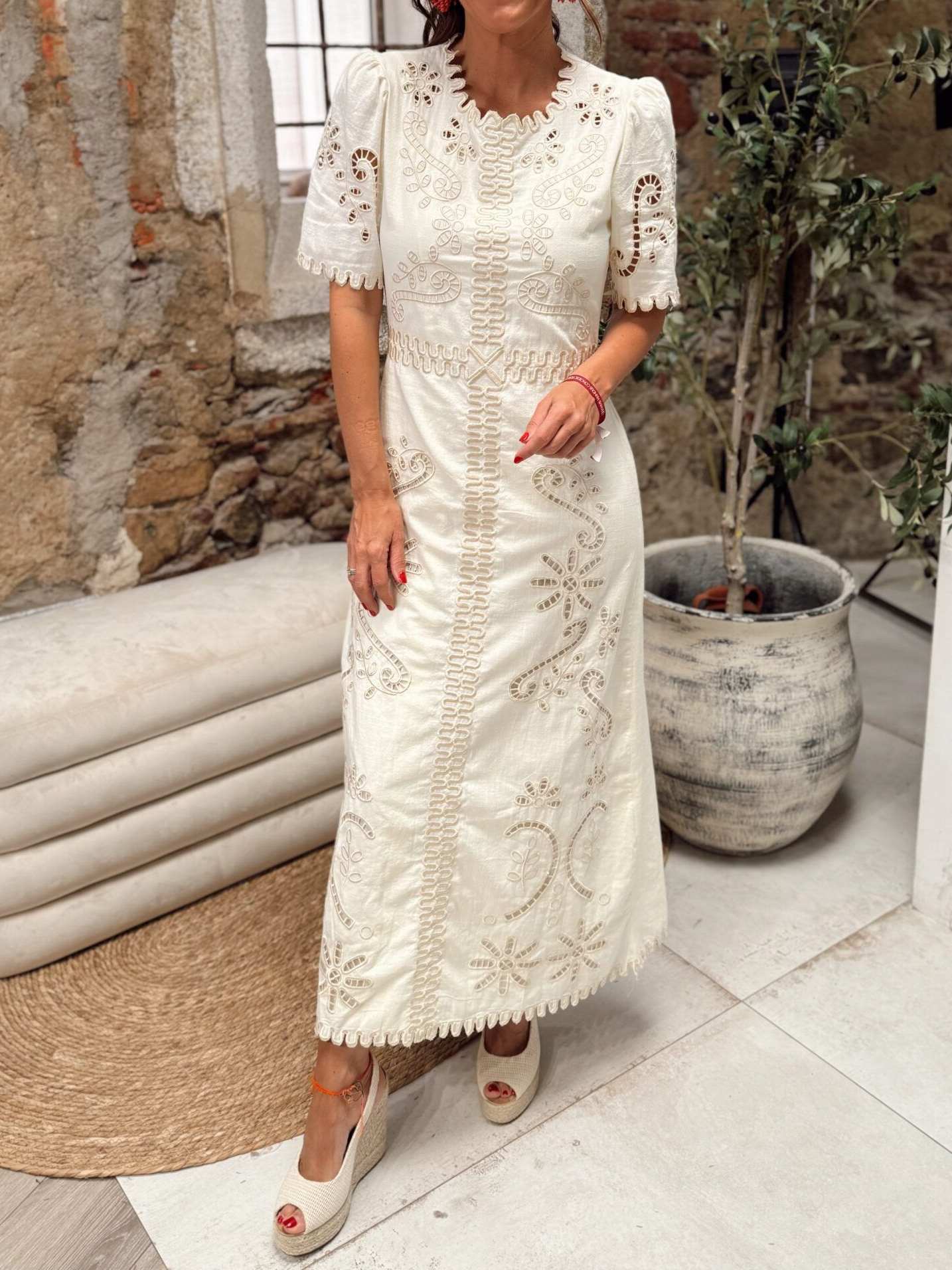 Bubble Sleeve Cutout Elegant Midi Dress