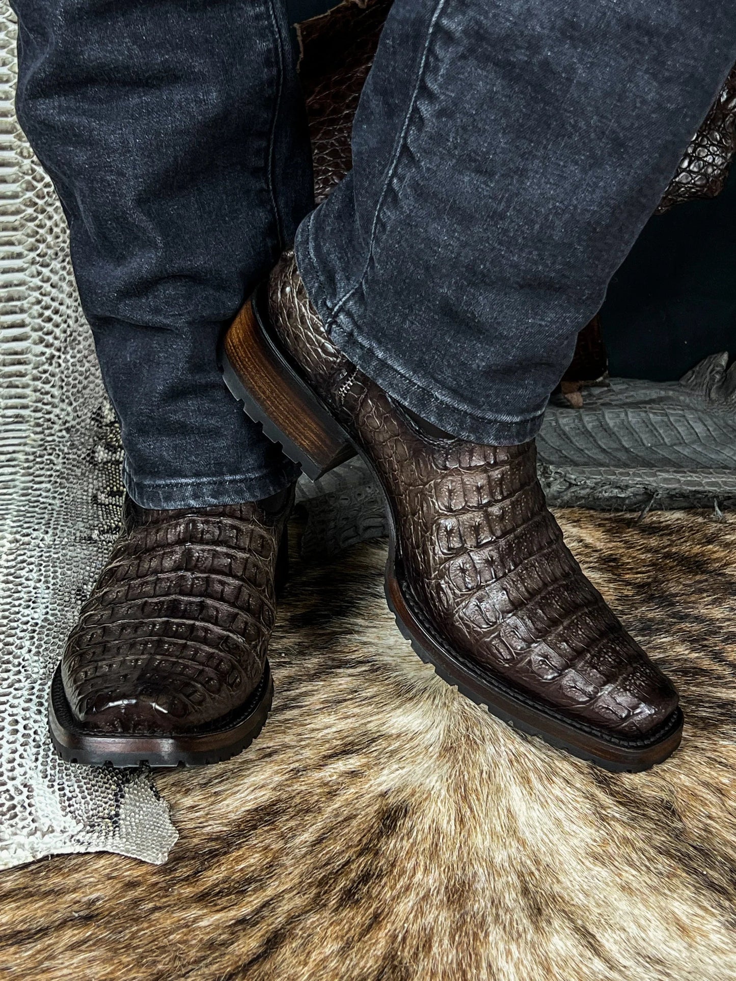 CHRISTIAN GREY COCODILE BOOTS(TRACK)DUBAI