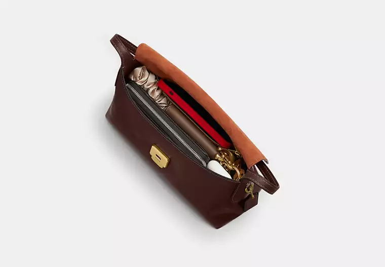 Chelsea Shoulder Bag 30