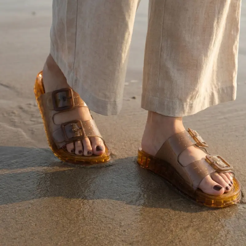 Waterproof Double Buckle Adjustable Slip-On Womens Jelly Sandals For Beach