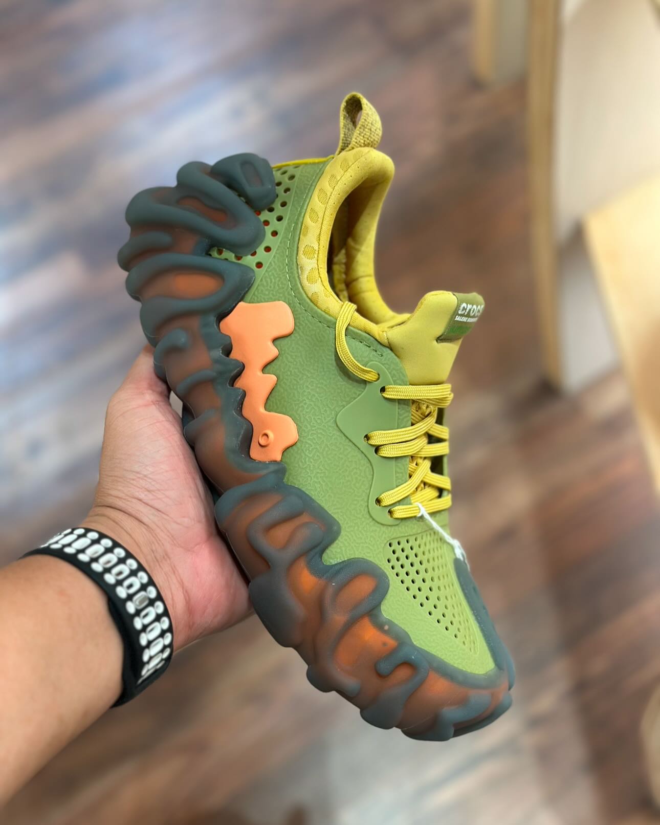 Trendy Breathable Fingerprint Lace-up Sneakers