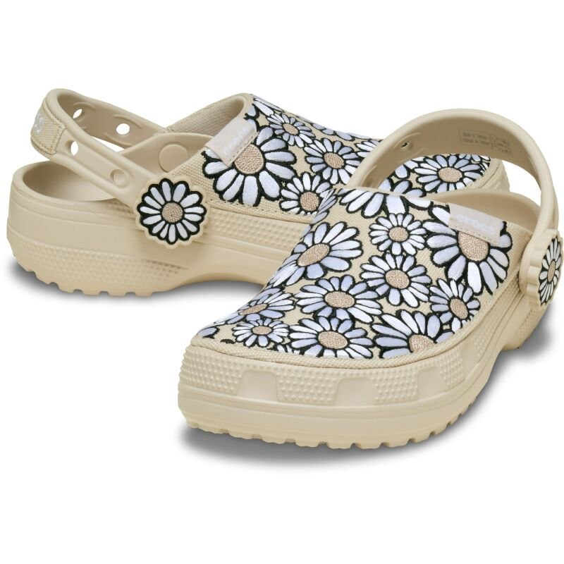 Classic Crafted Daisy Clog